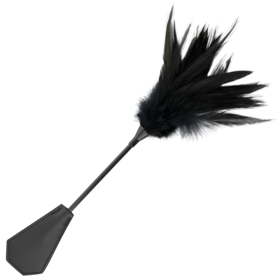 DARKNESS-FUSTA-CON-PLUMA-NEGRO